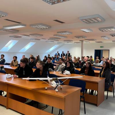 315608858 569111545221992 2663933487326849001 N