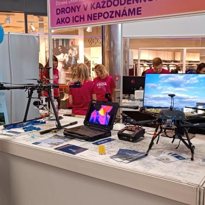 385508136 18071720995416691 5181163551449421793 N