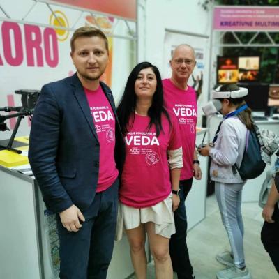 385872349 18071721004416691 1801344027261088268 N